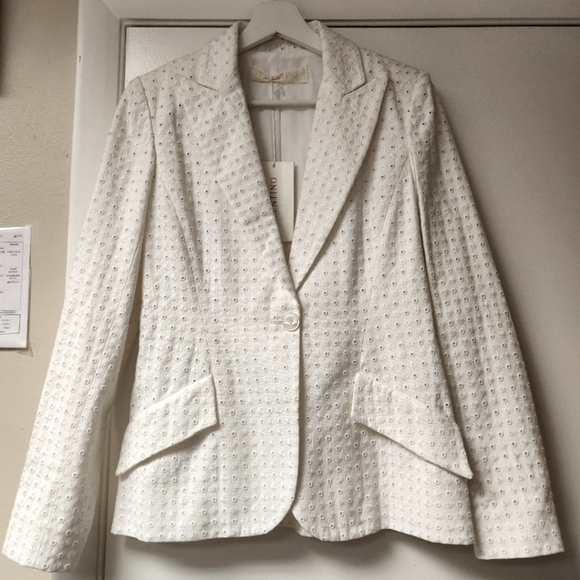 VALENTINO White Blazer Jacket Eyelet Cotton Viscose Long Sleeve Lined Size 6 - Picture 3 of 17